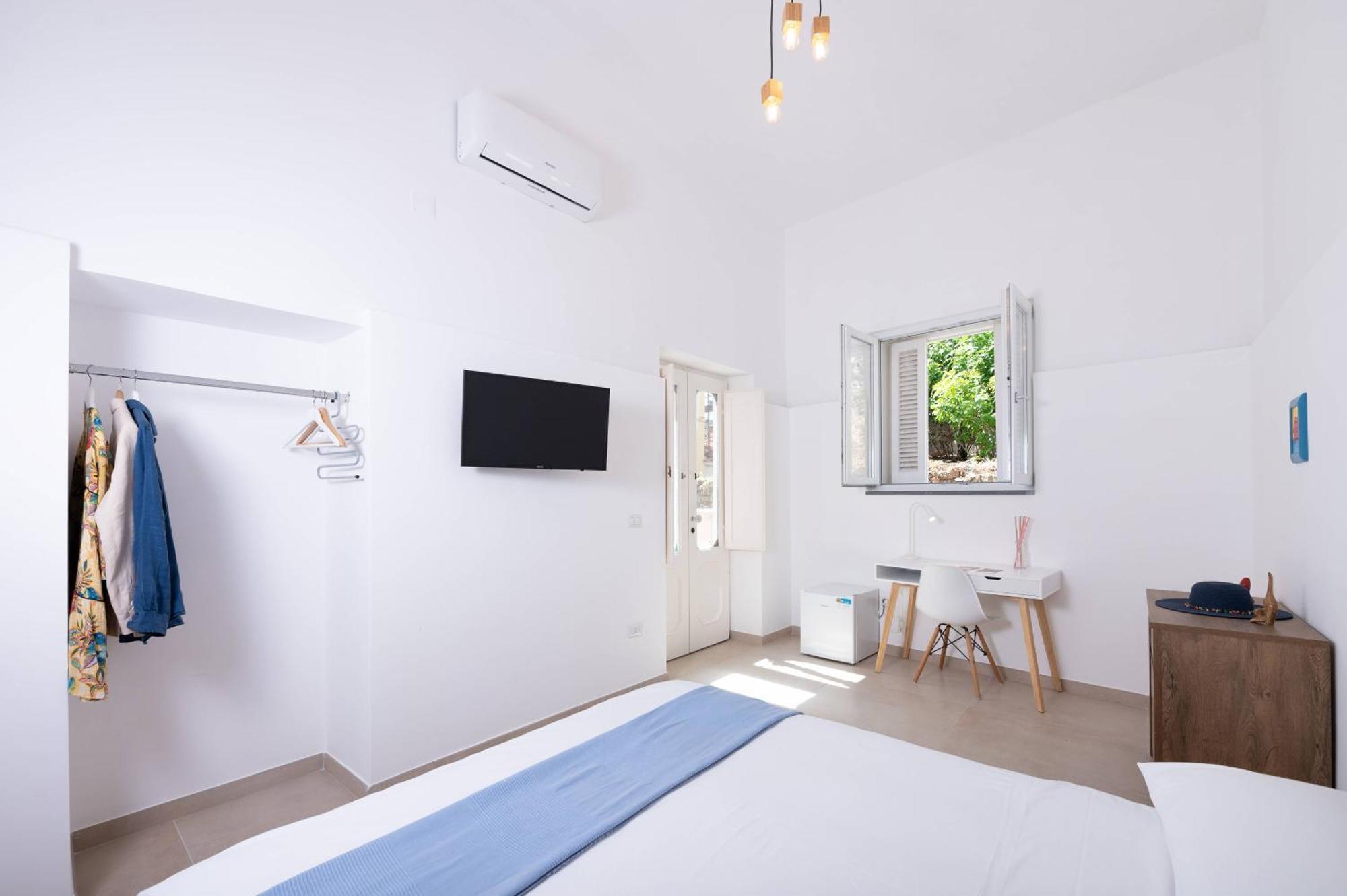 بروسيدا Gioia 13 Rooms & Apartments المظهر الخارجي الصورة