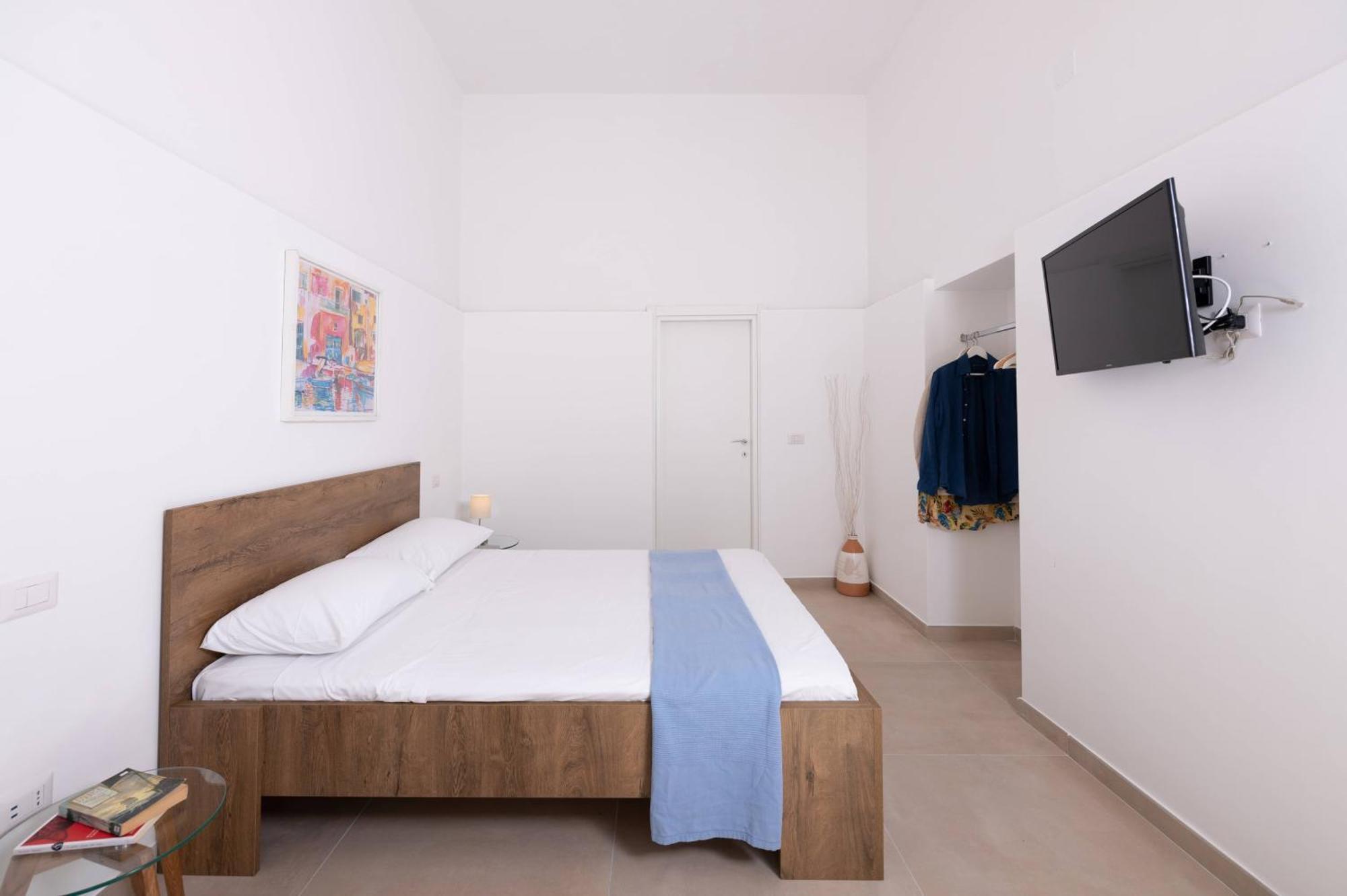 بروسيدا Gioia 13 Rooms & Apartments المظهر الخارجي الصورة
