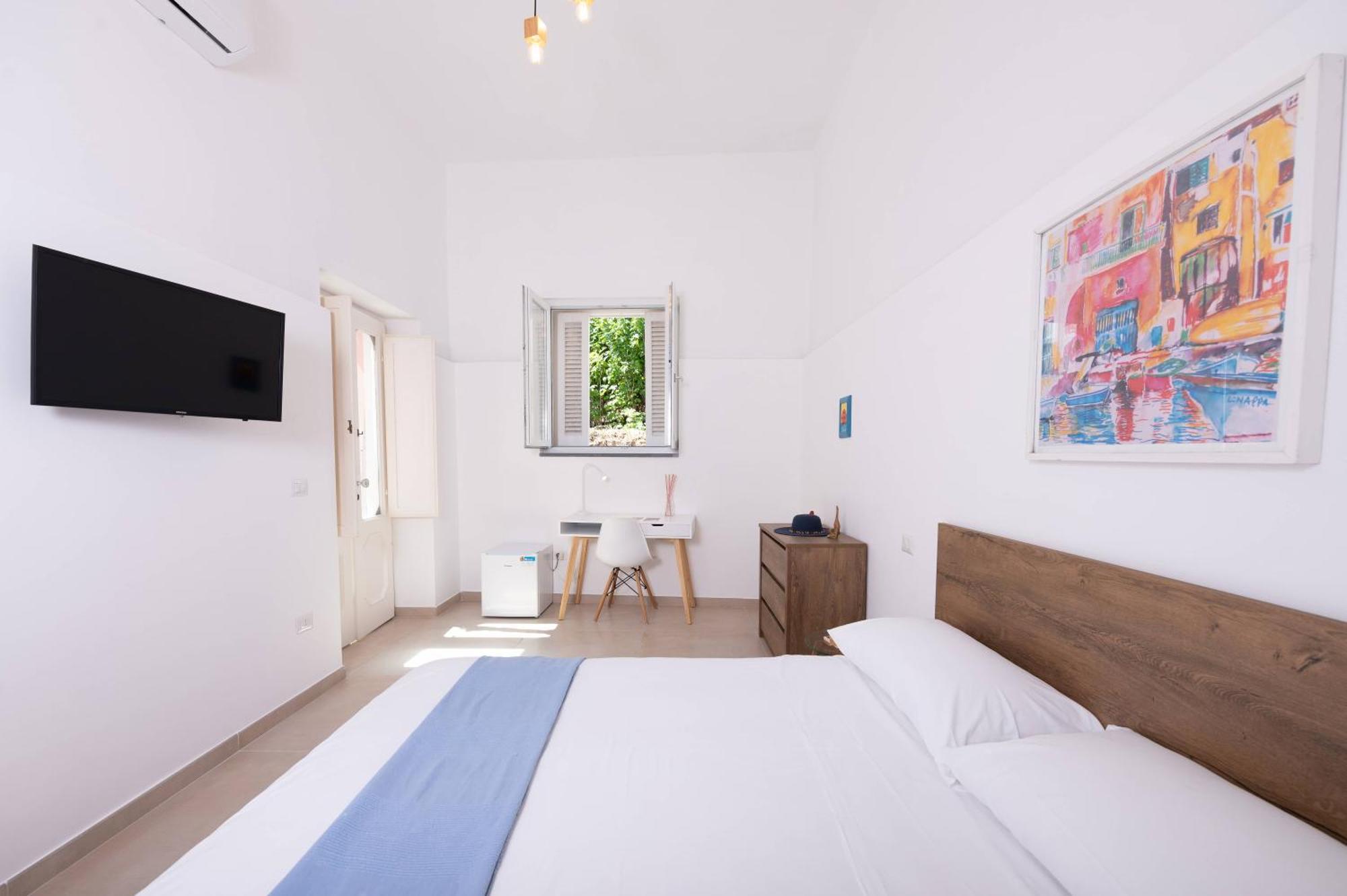 بروسيدا Gioia 13 Rooms & Apartments المظهر الخارجي الصورة